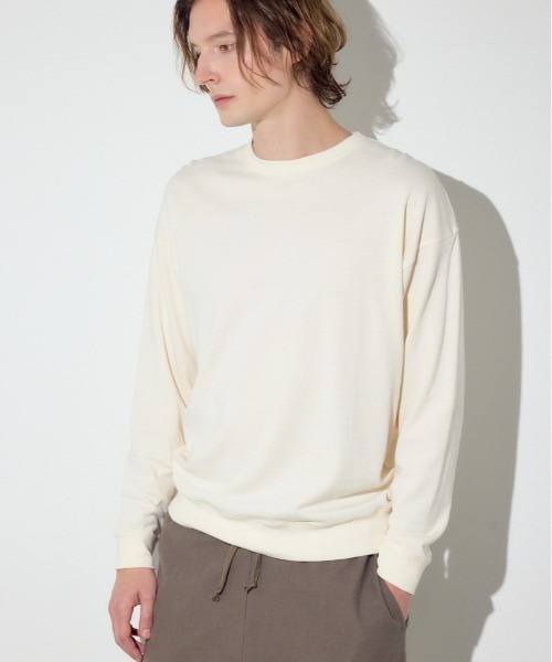AZUL by moussy(アズールバイマウジー)の「ミニ裏毛C/Nトップス(Tシャツ/カットソー・メンズ・ブラック/カーキ/オフホワイト・X-LARGE/LARGE/MEDIUM)」の2枚目の写真