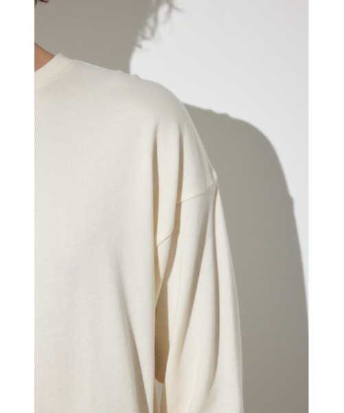 AZUL by moussy(アズールバイマウジー)の「ミニ裏毛C/Nトップス(Tシャツ/カットソー・メンズ・ブラック/カーキ/オフホワイト・X-LARGE/LARGE/MEDIUM)」の12枚目の写真