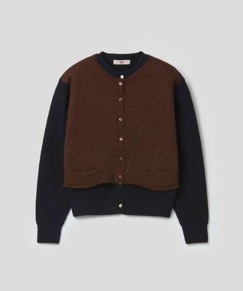 MMIC(エムエムアイシー)の「OVERLAP CARDIGAN (NAVY)(ニット/セーター・メンズ・その他・M/L/XL)」の1枚目の写真