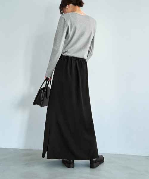 STYLE DELI（スタイルデリ）の「ナローAラインロングスカート（スカート・レディース・グレー/ブラック・01/02）」の4枚目の写真