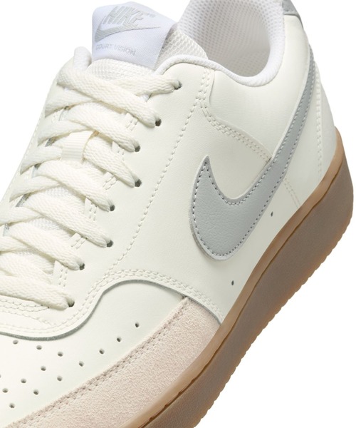 NIKE(ナイキ)の「ナイキ NIKE ナイキ コート ビジョン LO(スニーカー・メンズ・ホワイト×グレー・25.0cm/25.5cm/26.0cm/26.5cm/27.0cm/27.5cm/28.0cm)」の6枚目の写真