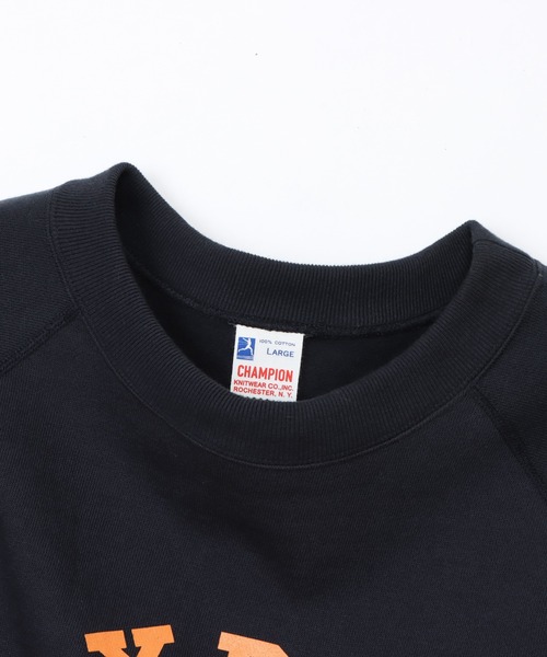 Champion(チャンピオン)の「【Champion/チャンピオン】メンズ TRUE TO ARCHIVES CRSS スウェットシャツ(スウェット・メンズ・ダークグリーン/ホワイト/ネイビー/ブラック・X-LARGE/LARGE/MEDIUM/SMALL)」の22枚目の写真