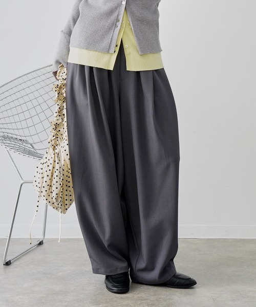 NOGLE(ノグル)の「【NOGLE/ノグル】ウエストタックワイドカーブスラックス(スラックス・レディース・ブラウン/アイボリー/ブラック/グレー・FREE)」の10枚目の写真