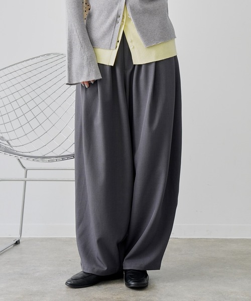 NOGLE(ノグル)の「【NOGLE/ノグル】ウエストタックワイドカーブスラックス(スラックス・レディース・ブラウン/アイボリー/ブラック/グレー・FREE)」の7枚目の写真