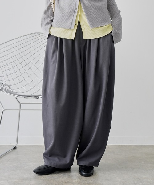 NOGLE(ノグル)の「【NOGLE/ノグル】ウエストタックワイドカーブスラックス(スラックス・レディース・ブラウン/アイボリー/ブラック/グレー・FREE)」の21枚目の写真