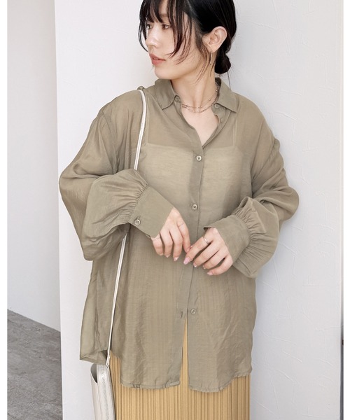 reca（レカ）の「シアーポプリンボリュームスリーブシャツ（シャツ/ブラウス・レディース・アイボリー/ブラック/オリーブ/サックスブルー/ブラウン/ミント・M）」の4枚目の写真