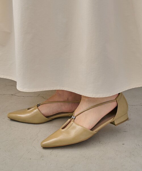 CAPRICIEUX LE'MAGE（カプリシューレマージュ）の「クロスストラップフラットシューズ（パンプス・レディース・ブラック/ベージュ・36/38/37）」の9枚目の写真