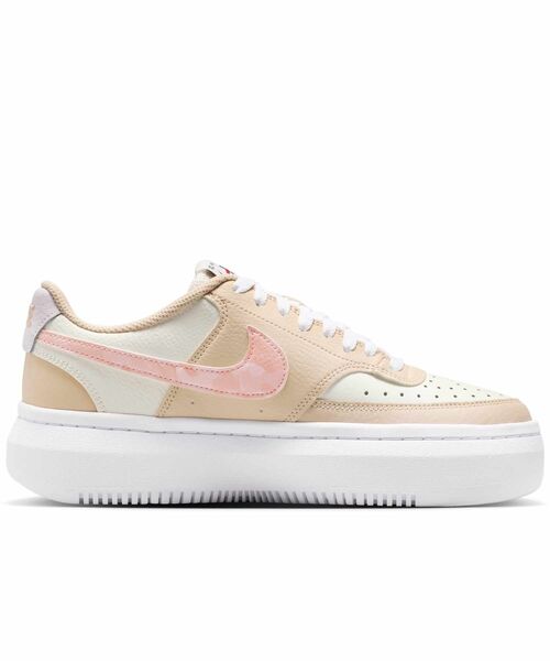 NIKE(ナイキ)の「ナイキ コート ビジョン アルタ ウィメンズシューズ / Nike Court Vision Alta Women's Shoes FD9921-181 Sail(スニーカー・レディース・クリーム・25.5/23/24/25/26/22/22.5/24.5/23.5)」の3枚目の写真