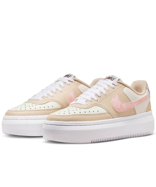 NIKE(ナイキ)の「ナイキ コート ビジョン アルタ ウィメンズシューズ / Nike Court Vision Alta Women's Shoes FD9921-181 Sail(スニーカー・レディース・クリーム・25.5/23/24/25/26/22/22.5/24.5/23.5)」の5枚目の写真