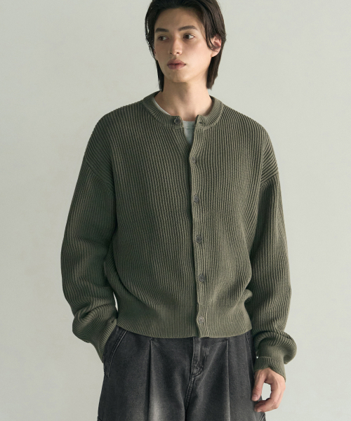 ROTEMBER（ローテンバー）の「アーカイブコットンクロップニットカーディガン[KHAKI]（カーディガン/ボレロ・メンズ・その他・MEDIUM/LARGE/X-LARGE）」の2枚目の写真