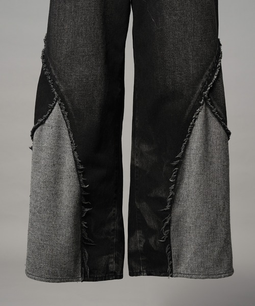 MAISON SPECIAL（メゾンスペシャル）の「《UNISEX》Different Material Docking Prime-Wide Denim Pants/異素材ドッキングプライムワイドデニムパンツ【MAISON SPECIAL/メゾンスペシャル】（デニムパンツ・メンズ・ブラック/ネイビー・0/1/2）」の16枚目の写真