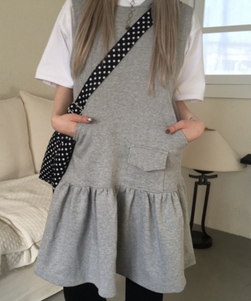 Vipoa(ヴィポア)の「sleeveless sweat one piece(ワンピース・レディース・ブラック/グレー・FREE)」の5枚目の写真