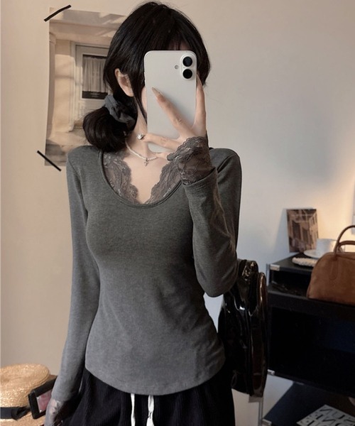 VIBGYOR(ヴィブジョー)の「【EIZZ/アイズ】繊細レース デコルテ開き スリムフィット 長袖 Tシャツ(Tシャツ/カットソー・レディース・オフホワイト/ブラック/ブラウン/グレー・FREE)」の11枚目の写真