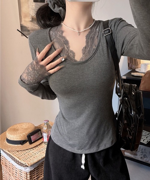 VIBGYOR(ヴィブジョー)の「【EIZZ/アイズ】繊細レース デコルテ開き スリムフィット 長袖 Tシャツ(Tシャツ/カットソー・レディース・オフホワイト/ブラック/ブラウン/グレー・FREE)」の13枚目の写真