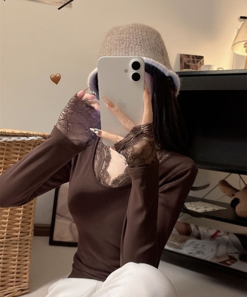 VIBGYOR(ヴィブジョー)の「【EIZZ/アイズ】繊細レース デコルテ開き スリムフィット 長袖 Tシャツ(Tシャツ/カットソー・レディース・オフホワイト/ブラック/ブラウン/グレー・FREE)」の17枚目の写真