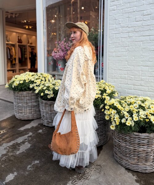 w closet(ダブルクローゼット)の「Am花柄フリルジャケット(ブルゾン・レディース・イエロー/ピンク・FREE)」の15枚目の写真