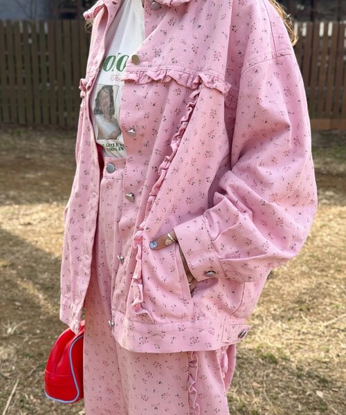 w closet(ダブルクローゼット)の「Am花柄フリルジャケット(ブルゾン・レディース・イエロー/ピンク・FREE)」の22枚目の写真