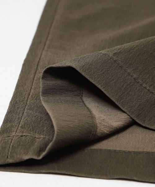 URBAN RESEARCH（アーバンリサーチ）の「DUSTER NYLON PANTS（その他パンツ・メンズ・カーキ/ブラック・MEDIUM/LARGE）」の5枚目の写真