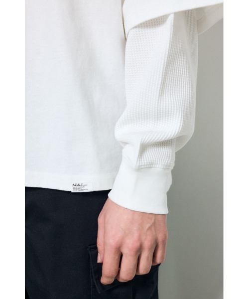 AZUL by moussy(アズールバイマウジー)の「ワッフルレイヤードロンTEE(Tシャツ/カットソー・メンズ・オフホワイト/ブラック/ライトグレー・MEDIUM/LARGE)」の14枚目の写真
