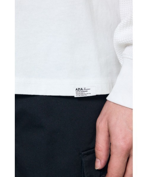 AZUL by moussy(アズールバイマウジー)の「ワッフルレイヤードロンTEE(Tシャツ/カットソー・メンズ・オフホワイト/ブラック/ライトグレー・MEDIUM/LARGE)」の15枚目の写真