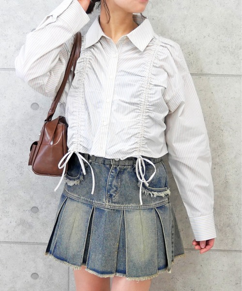 FUN(ファン)の「シャーリングシャツ(シャツ/ブラウス・レディース・ブルー系/オフホワイト/ピンク系/ベージュ系/サックスブルー・FREE)」の1枚目の写真