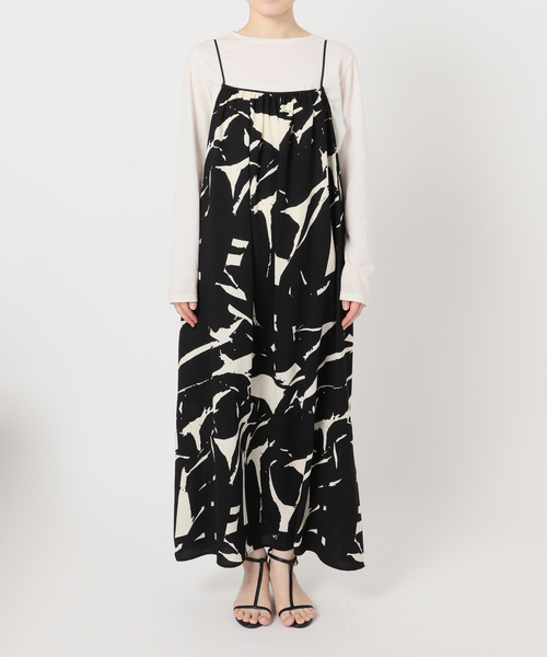 B.C STOCK(ベーセーストック)の「ウォッシャブル / トーナルプリントレイヤーキャミワンピース(ワンピース・レディース・ブラック/ベージュ・FREE)」の12枚目の写真