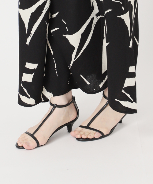 B.C STOCK(ベーセーストック)の「ウォッシャブル / トーナルプリントレイヤーキャミワンピース(ワンピース・レディース・ブラック/ベージュ・FREE)」の19枚目の写真