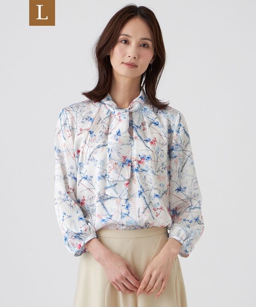 TRANS WORK(トランスワーク)の「【L】【ウォッシャブル】サテンフラワープリントブラウス(シャツ/ブラウス・レディース・オフホワイト・44/46)」の1枚目の写真