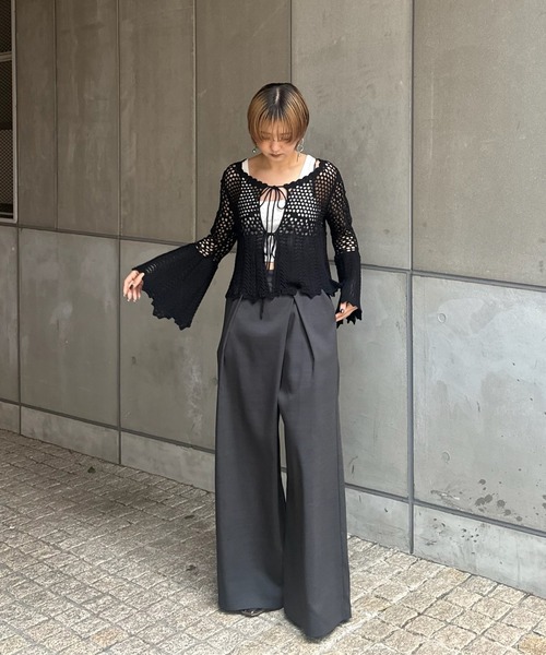 Ameri(アメリ)の「LADY CROCHET PEPLUM KNIT TOP(カーディガン/ボレロ・レディース・ライトブルー/ブラック/アイボリー・FREE)」の22枚目の写真