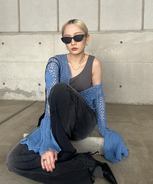 Ameri(アメリ)の「LADY CROCHET PEPLUM KNIT TOP(カーディガン/ボレロ・レディース・ライトブルー/ブラック/アイボリー・FREE)」の18枚目の写真