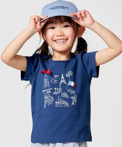 BeBe(ベベ)の「PARISおでかけプリント天竺半袖Tシャツ(Tシャツ/カットソー・キッズ・ネイビー/ホワイト・120cm/110cm/130cm/140cm/150cm)」の1枚目の写真