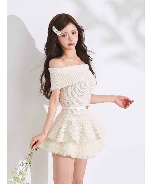darich オフショルぺプラムニットトップス オフショルぺプラムニットトップス（ニット/セーター）｜Darich