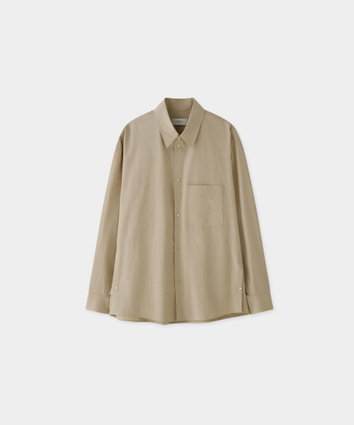 J'RIUM(ジェイリウム)の「マエルサイドスリットコットンシャツベージュ(シャツ/ブラウス・レディース・その他・MEDIUM/LARGE)」の2枚目の写真