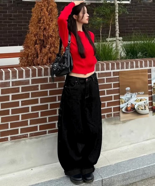 LAFFMO（ラフモ）の「ハートポケットワイドレッグカーゴパンツ（デニムパンツ・レディース・ブラック/ホワイト・F）」の22枚目の写真