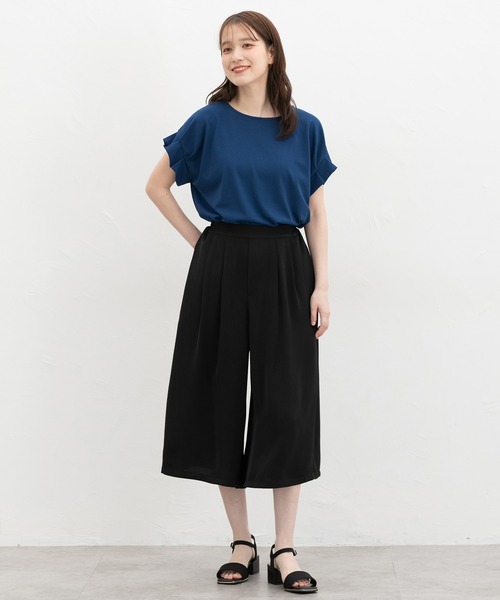 Honeys(ハニーズ)の「【ハニさら・接触冷感・吸水速乾・UVカット・遮熱】袖タックTシャツ(Tシャツ/カットソー・レディース・グレイッシュベージュ/ブラック/レッド/ネイビー/モカ・3L/L/LL/M/S)」の18枚目の写真
