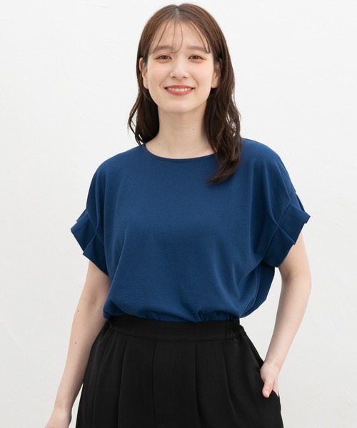 Honeys(ハニーズ)の「【ハニさら・接触冷感・吸水速乾・UVカット・遮熱】袖タックTシャツ(Tシャツ/カットソー・レディース・グレイッシュベージュ/ブラック/レッド/ネイビー/モカ・3L/L/LL/M/S)」の19枚目の写真