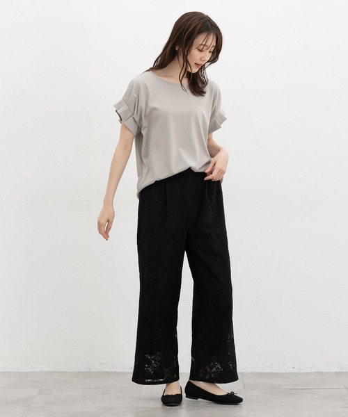 Honeys(ハニーズ)の「【ハニさら・接触冷感・吸水速乾・UVカット・遮熱】袖タックTシャツ(Tシャツ/カットソー・レディース・グレイッシュベージュ/ブラック/レッド/ネイビー/モカ・3L/L/LL/M/S)」の20枚目の写真