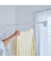 Belle Maison（ベルメゾン）の「ピンで設置できる「天井付け物干し」（ランドリーグッズ）」