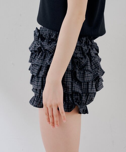 フリルティアードショートパンツ（その他パンツ）｜Chico（チコ）の