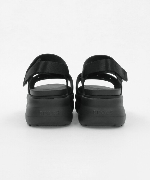 crocs(クロックス)の「<crocs> SOHO Y-ST SD(サンダル・レディース・オフホワイト/ブラック・21cm/22cm/25cm/24cm/23cm)」の9枚目の写真