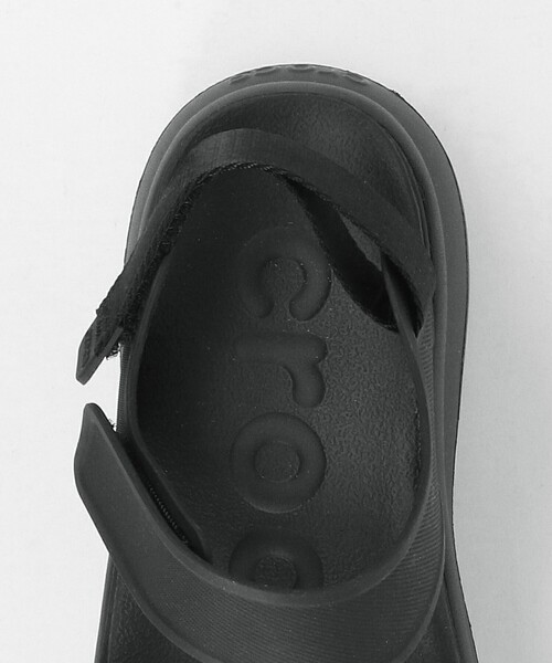 crocs(クロックス)の「<crocs> SOHO Y-ST SD(サンダル・レディース・オフホワイト/ブラック・21cm/22cm/25cm/24cm/23cm)」の11枚目の写真