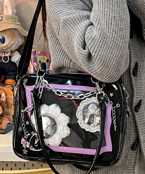 gossip!ロサンゼルス(ゴシップロサンゼルス)の「【Y2Kガーリー】レトロチェーン&星ハート付き ギャル痛バッグ ショルダー・トート大容量3WAYバッグ(ショルダーバッグ・レディース・ラベンダー/ピンク/シルバー・FREE)」の1枚目の写真