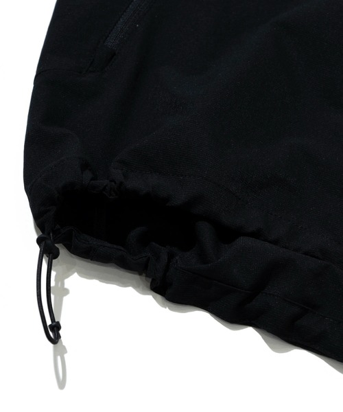NANGA(ナンガ)の「NANGA/ナンガ DotAir COMFY ZIP PARKA(パーカー・メンズ・ブラック・X-LARGE/LARGE/MEDIUM)」の11枚目の写真