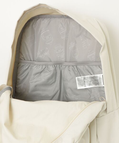 JANSPORT(ジャンスポーツ)の「【JANSPORT】SUPERBREAK PLUS FX - SOFT NYLON MOON FLOWER(バックパック/リュック・メンズ・オフホワイト・FREE)」の4枚目の写真