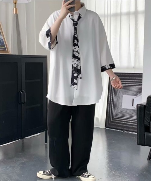 SHIBUYA Zy.(シブヤジー)の「Mono contrast tie ルーズシルエット七分袖切替シャツ(シャツ/ブラウス・メンズ・ホワイト/ブラック・L/M/XL)」の5枚目の写真