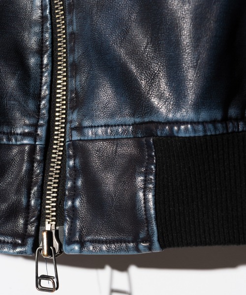 glamb(グラム)の「Fade Leather Track Jacket / フェイドレザートラックジャケット(ブルゾン・メンズ・ネイビー/ブラック・S/M/L)」の19枚目の写真