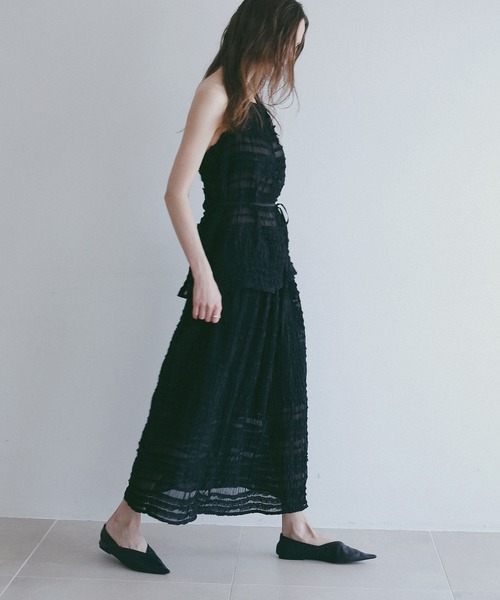 MANOF(マノフ)の「SHIRRING HALTER NECK TOPS(その他トップス・レディース・ブラック/アイボリー・F)」の20枚目の写真