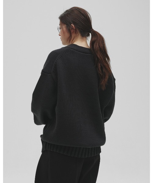 TODAYFUL(トゥデイフル)の「Boyfriend Knit Cardigan(カーディガン/ボレロ・レディース・ブラック/ブラウン・FREE)」の4枚目の写真