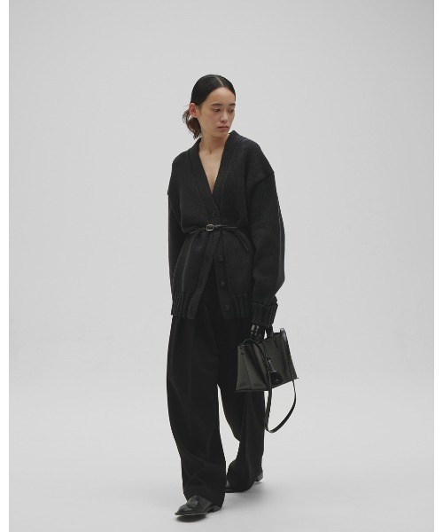 TODAYFUL(トゥデイフル)の「Boyfriend Knit Cardigan(カーディガン/ボレロ・レディース・ブラック/ブラウン・FREE)」の14枚目の写真