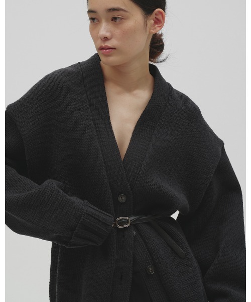 TODAYFUL(トゥデイフル)の「Boyfriend Knit Cardigan(カーディガン/ボレロ・レディース・ブラック/ブラウン・FREE)」の17枚目の写真